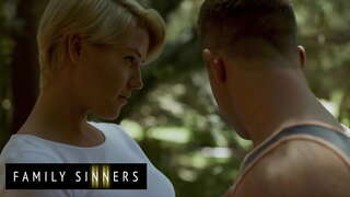 ���রিবার পাপীদের - কিট মার্সার - Whos সত্যিই ভারপ্রাপ্ত