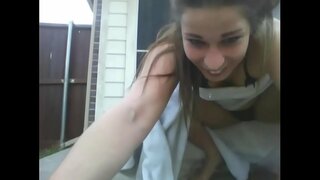 Risqué Cam Montrer À L&#039;Extérieur