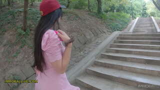 דין ועם הדוד שלו, דן נתן צעירה שרמוטה שני עבה טונות של זרע עמוק לתוך אותה בת 18 כוס - בלה מלאך חלק 1 מתוך 2